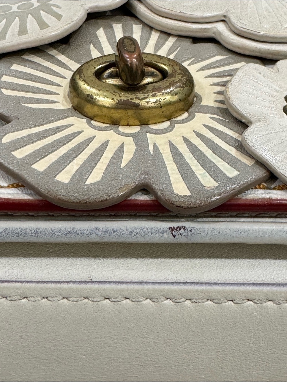 Coach Tea Rose Cream Floral Appliqué Crossbody with Gold Chain - Picture 12 of 17